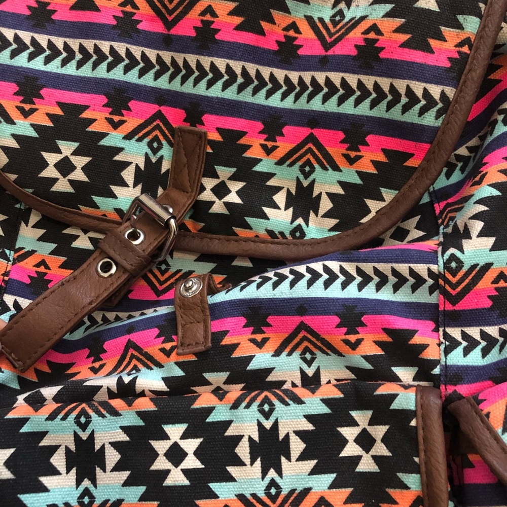 Drawstring Backpack Tribal Print - Picture 5 of 10